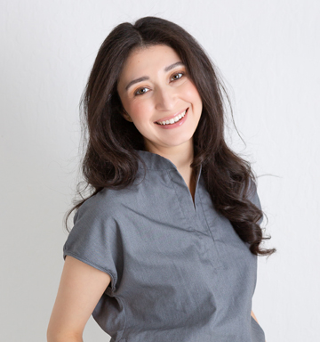 Dr. Jaclyn Young